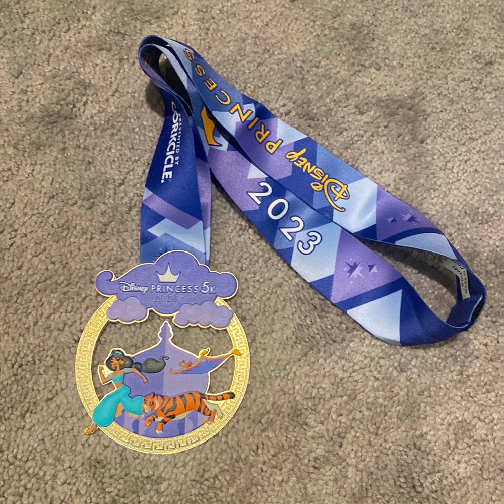 Disney princess 5K 2023 medal